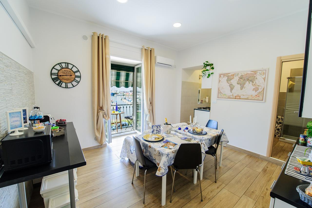 Margherita'S Apartment Salerno Eksteriør bilde