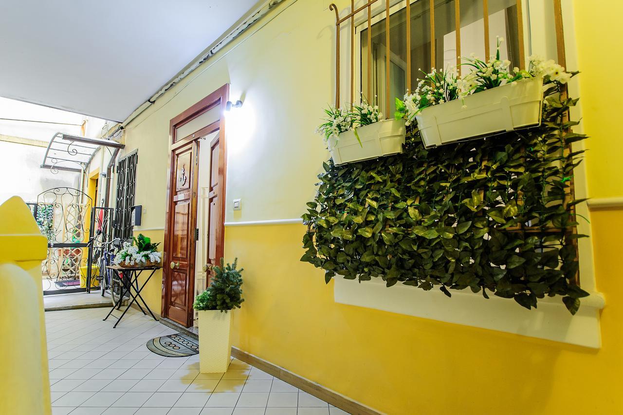 Margherita'S Apartment Salerno Eksteriør bilde